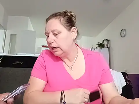 Chat XXX en directo de Jahudka47