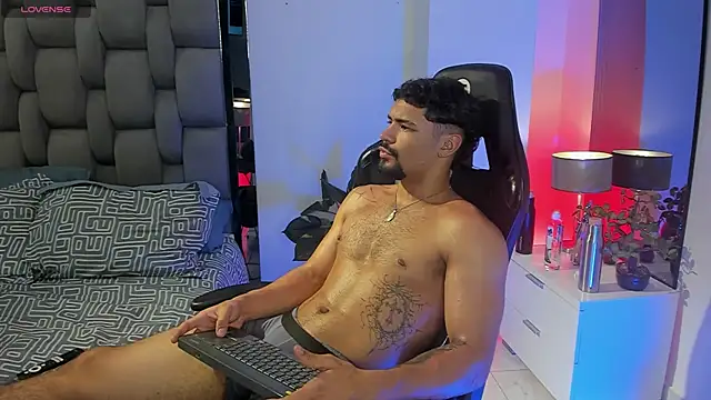 justin_lenox Webcam Show