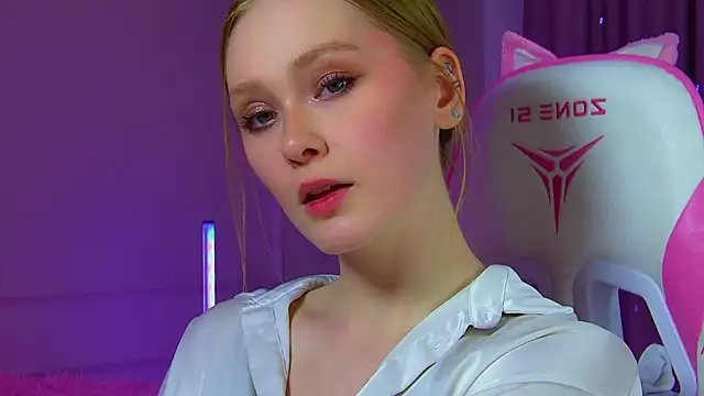 XXX chat uživo modela AgataFoxley