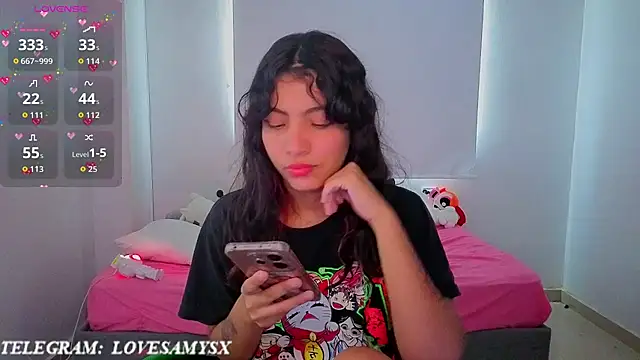 LovelyamyyのライブXXXチャット