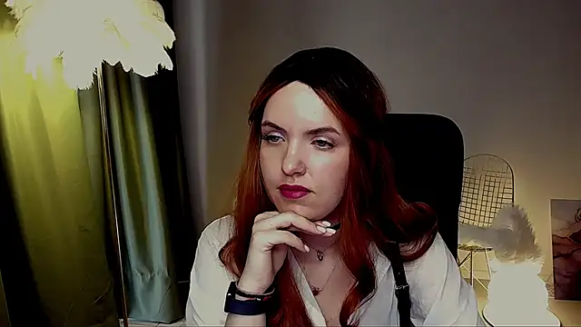 دردشة AliceSmite الجنسية المباشرة