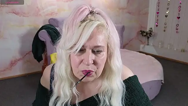 XXX chat uživo modela Penelope_Pinky