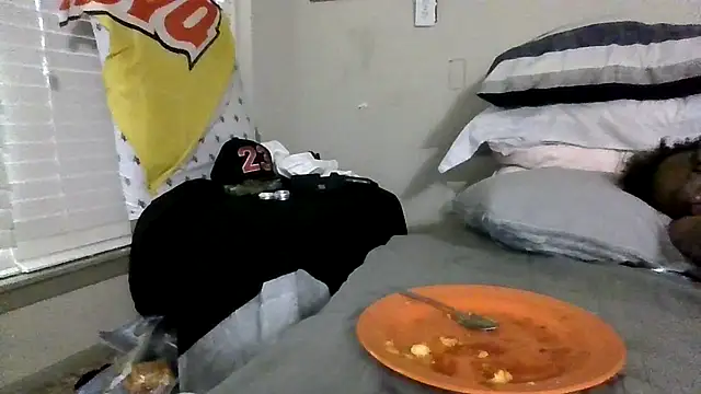 Triggerhappycj100's Live XXX Chat