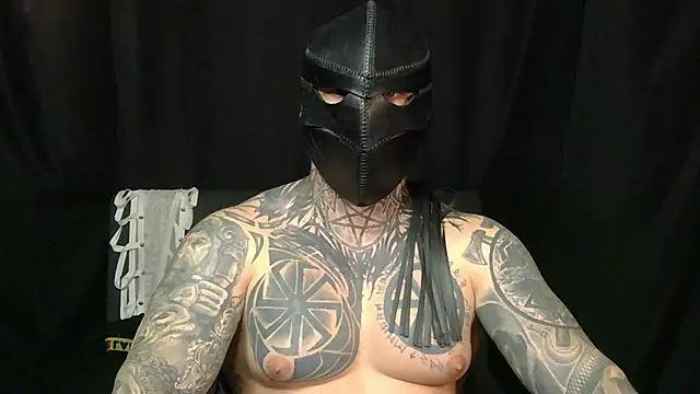 Chat XXX en directo de devilWithTats