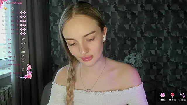 A_delina live XXX chat