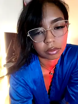 Show modela nathyjonees na web-kameri