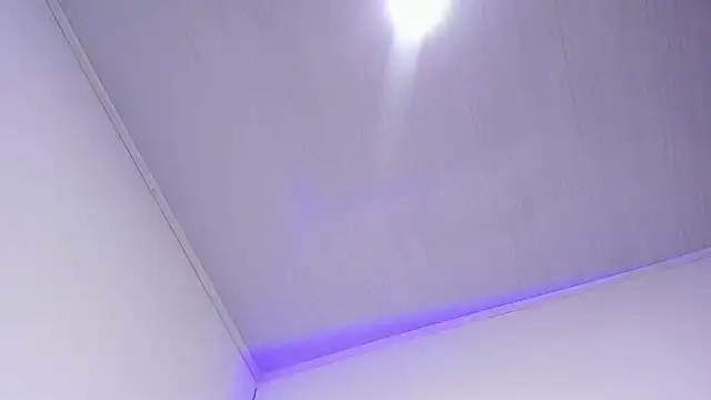 XXX chat uživo modela SagiraBelle
