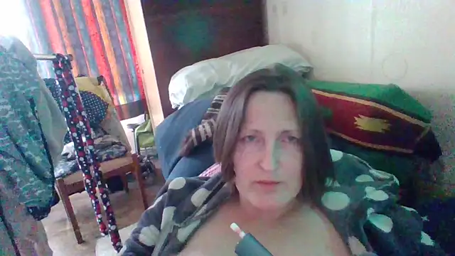 AllaSowinskaya Chat XXX in diretta