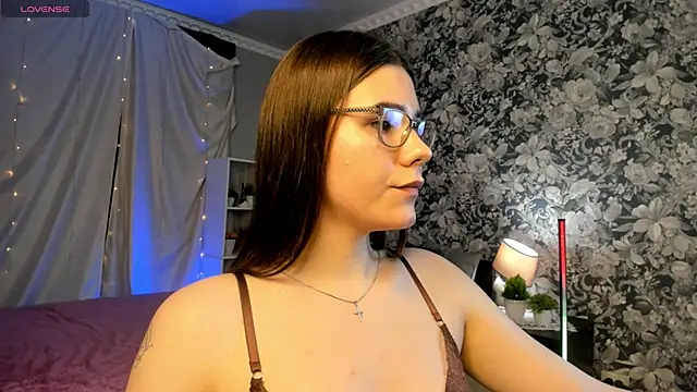 Coraline_kitty's Live XXX Chat