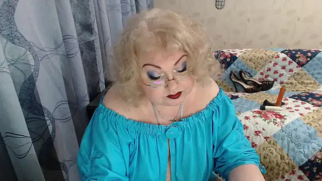 Chat +18 de livingnextdoor ao vivo
