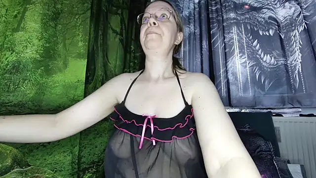 xNiceTitsx Live XXX Chat