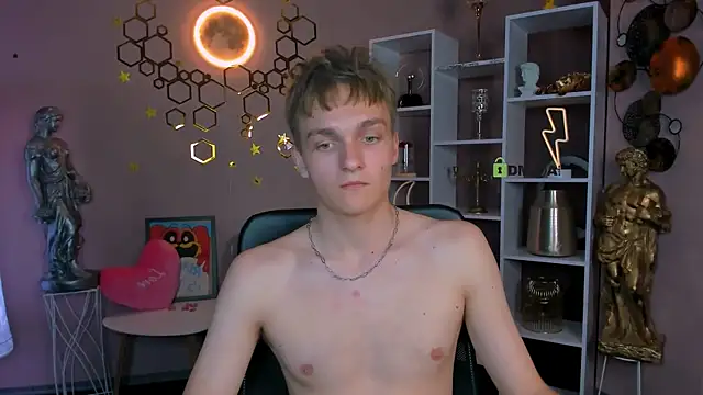 Онлайн чат XXX john_lik