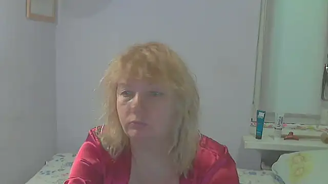 Lusi-777 Chat XXX in diretta