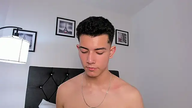 Czat XXX na żywo – FireGuy_99
