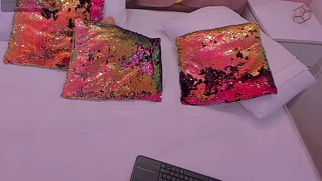 دردشة chloe_larson الجنسية المباشرة