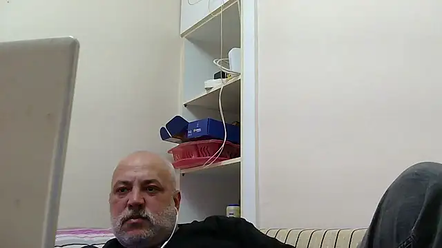 husoizmir Adlı Modelin Web Kamerası Şovu