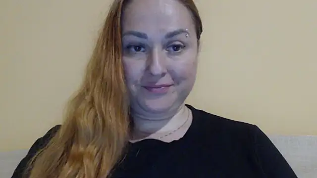Foxy_Kate3333 élő XXX-chatje
