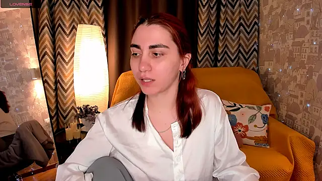 Chat XXX en directo de hannacheekss_