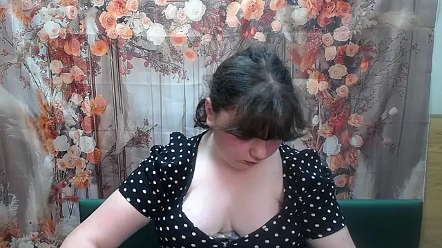Chatroom XXX en direct de NeonilaLisova