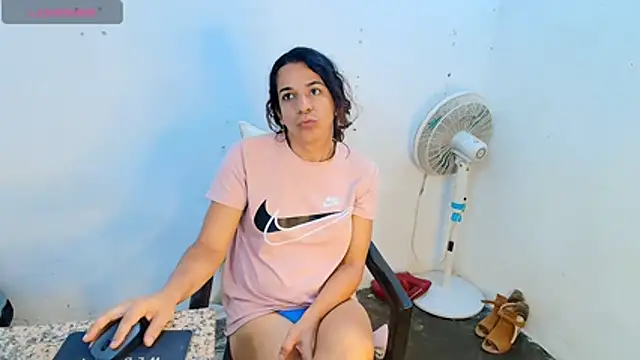 Oh_Tique Pertunjukan Webcam