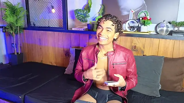 Czat XXX na żywo – AlanCutee