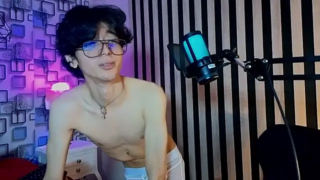 Chat XXX en directo de Twink_Sebas7