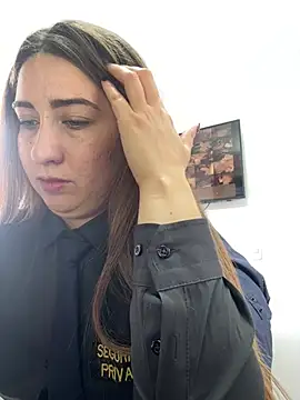 suzy-111 Chat XXX in diretta