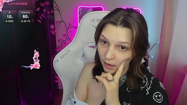 Chat +18 de AudreyyKim ao vivo