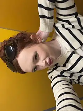 Chat XXX Live Flora_Ray