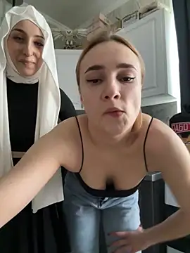 FlexibleDoll_ Live XXX-chat