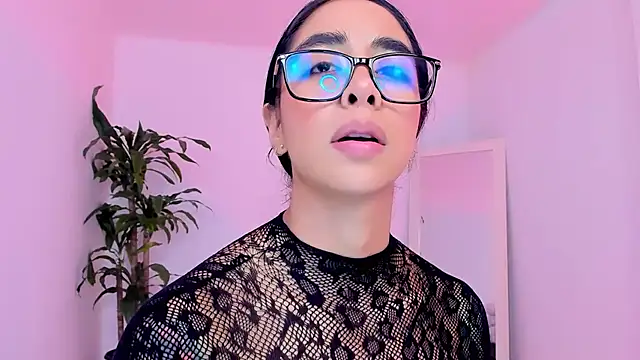 XXX chat uživo modela sophierooy22
