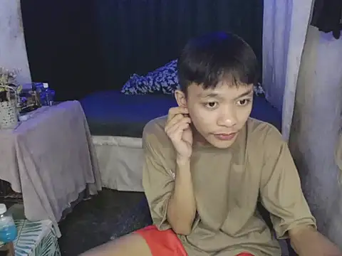 Innocentfucker – webcam-show