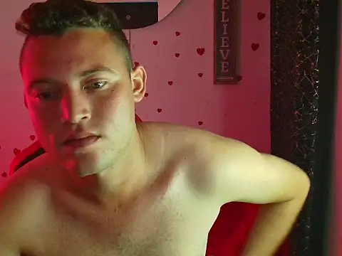 sven_fox723's Webcam Show