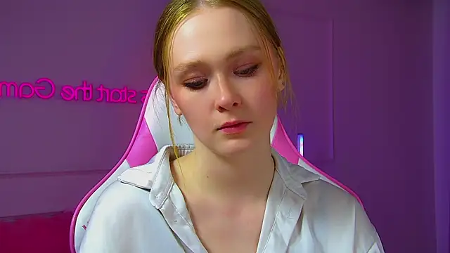 AgataFoxley – Naživo XXX chat