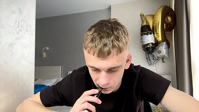 SoloFury 现场XXX聊天