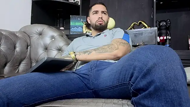 matteosantos' Webcam Show
