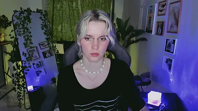 BethanyCloud Adlı Modelin Canlı XXX Sohbeti