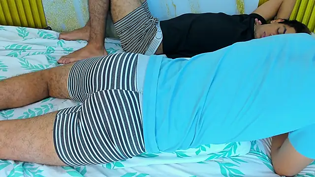 Chat +18 de peakk_twiinns ao vivo