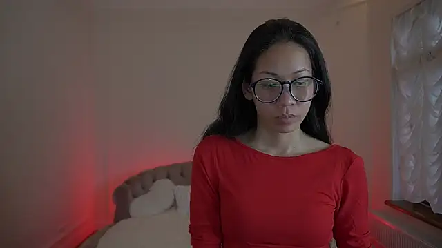 YunaYum's Live XXX Chat
