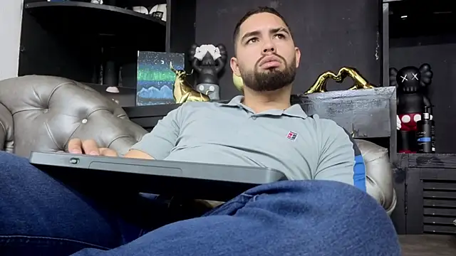 matteosantos webkamerás műsora