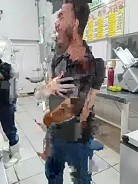 RobertoLuiz84's Live XXX Chat