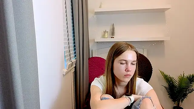 LoveXLexi Adlı Modelin Canlı XXX Sohbeti