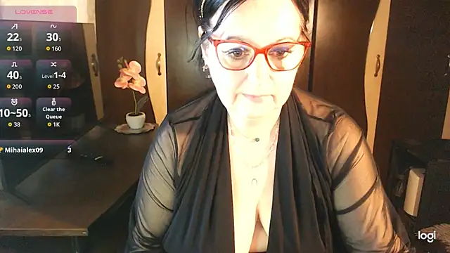 Chat +18 de exiMIlf ao vivo