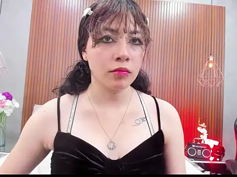 Cybercore_Shy – Live XXX-chat