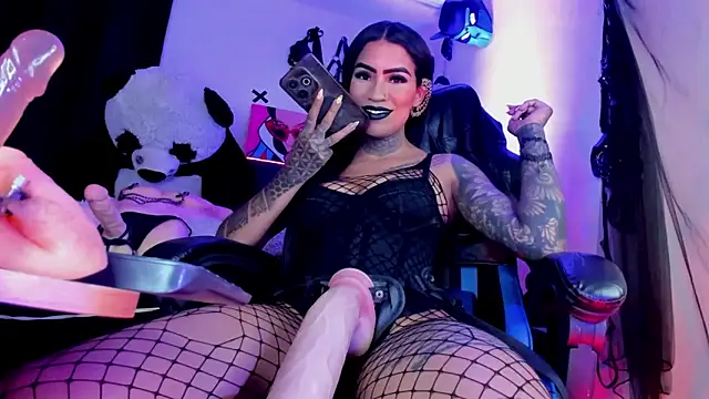 Živý XXX chat deborah_tatto