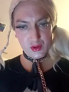 sissytrapdolly24 webkamerás műsora