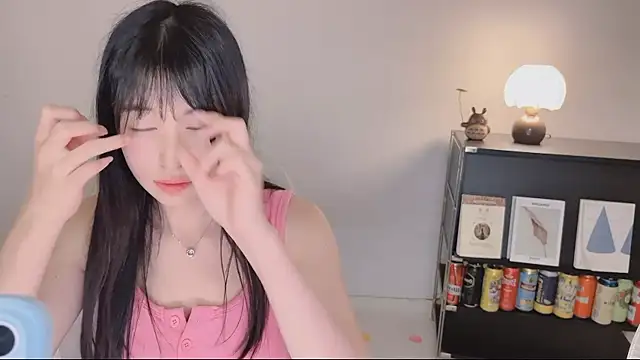 Onechestnut Live XXX-chat