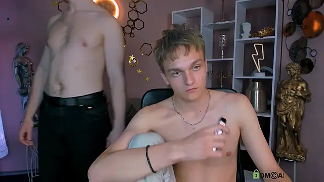 Show modela john_lik na web-kameri