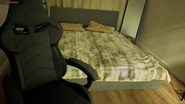 Lisa_Hummi élő XXX-chatje