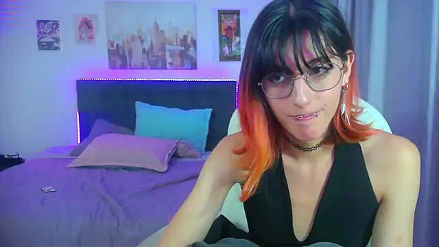 goth_minerva's Webcam Show